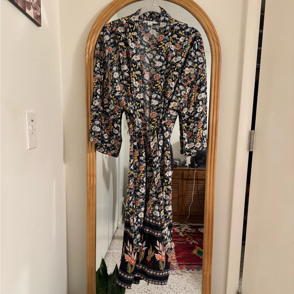 O'Neill Black Floral Long Sleeve Kimono